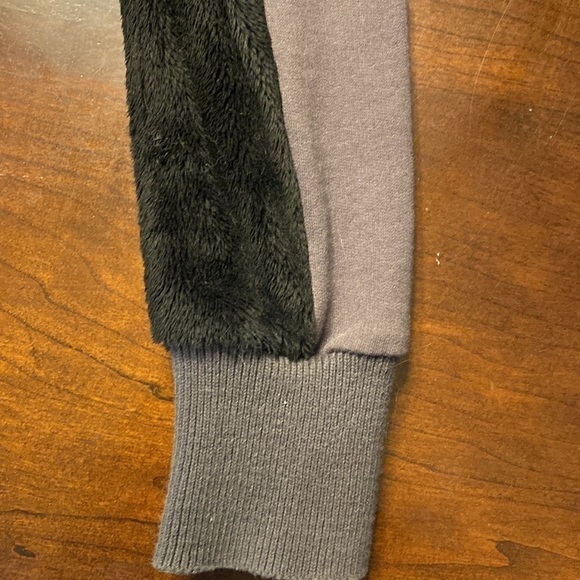 ANGELS Never Die- Statement Jacket- size Medium - Picture 9 of 9